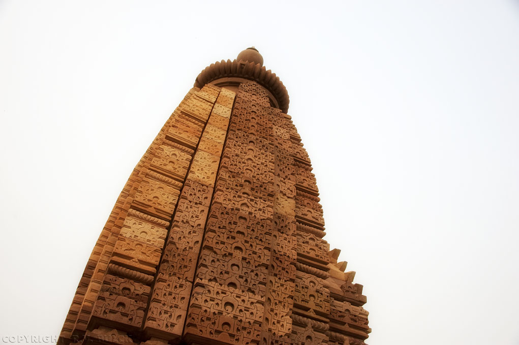 Sikhara, Khajuraho (Madhya Pradesh). [© R.V. Bulck]